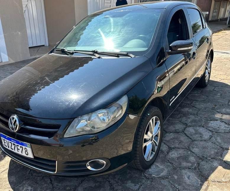  Comerciante de Arceburgo tem o autom�vel furtado