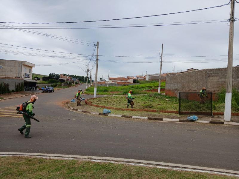 Prefeito Jarbinhas determina a realiza��o de for�a-tarefa no Residencial Fazenda Planalto