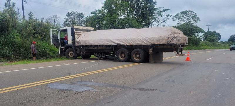 Acidente na BR-146 termina com morte de motociclista de 71 anos em S�o Pedro da Uni�o
