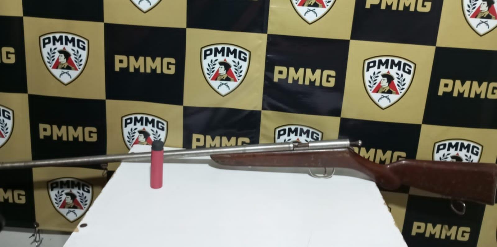 Pol�cia Militar apreende arma de fogo ap�s ocorr�ncia de les�o corporal em Monte Santo de Minas