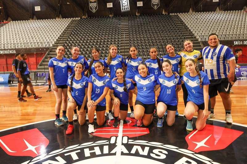 Juvenil de Guaxup� vence Corinthians no Parque S�o Jorge e faz hist�ria em S�o Paulo