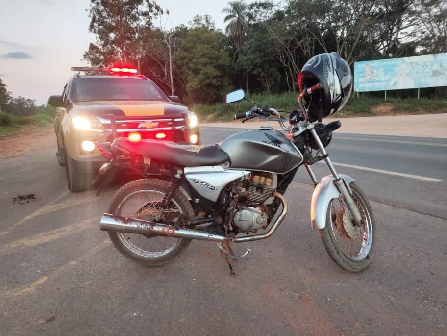 PMs rodovi�rios prendem homem por adultera��o de ve�culo em Muzambinho