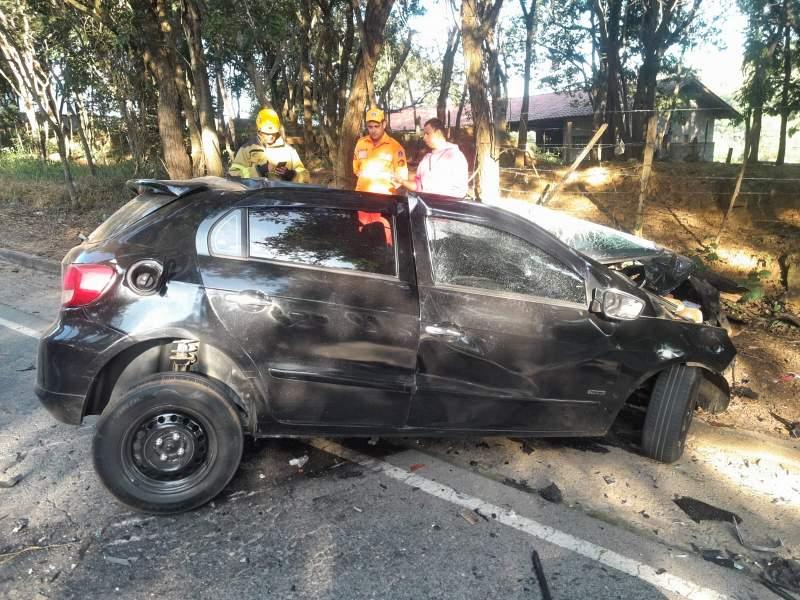 Colis�o frontal na amg-1635 deixa uma v�tima fatal em lavras