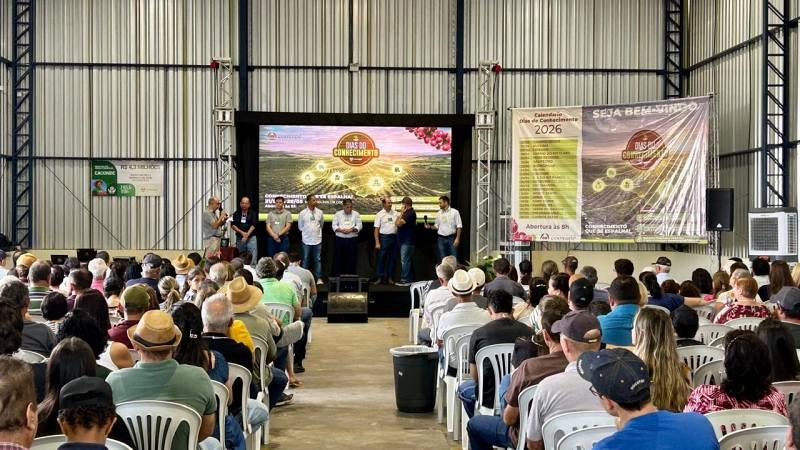 Cooxup� promove manh� t�cnica em Caconde durante os Dias do Conhecimento