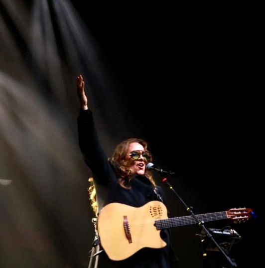 Ana Carolina emociona p�blico em noite marcante do Guaxup� Caf� Festival 2026