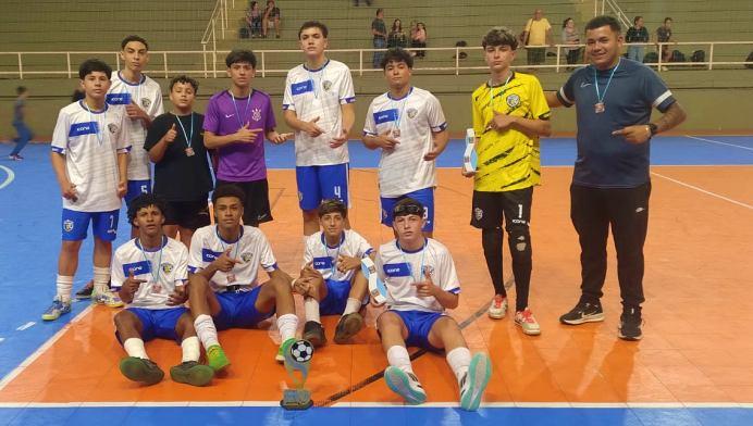 Copa Guaxup� Associa��o Dona Vina de Futsal re�ne 550 atletas e consagra campe�es das categorias de base