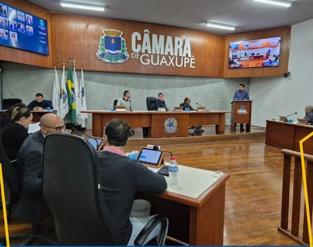 Vereadores de Guaxup� aprovam projeto de combate � brucelose e a raiva animal 