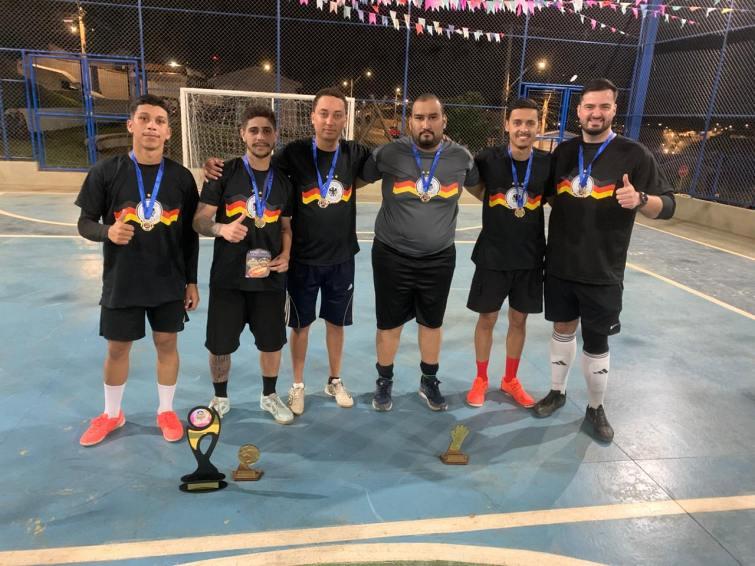 Conclu�do com sucesso mais um Torneio entre Amigos na quadra do Ex�rcito do Bem 