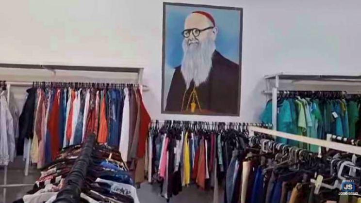 Bazar da Casa da Crian�a � furtado durante a madrugada em Guaxup�