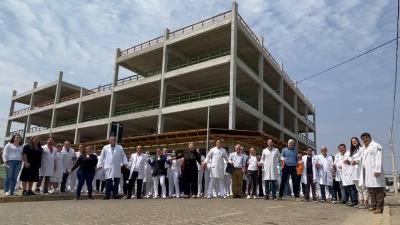 Rafael Simes, candidato a deputado federal, recebe apoio dos colaboradores do Hospital das Clnicas Samuel Libnio