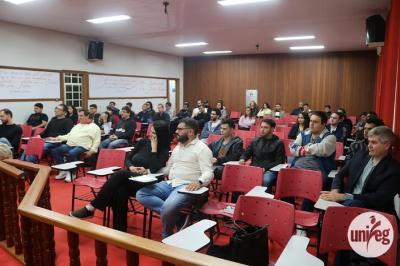 Hoje bem sucedidos, ex-alunos do Unifeg participam de evento de Tecnologia da Informao