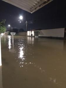 Temporal causa alagamentos em pontos distintos de Guaxup