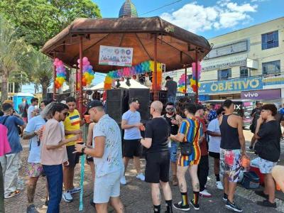 Comea, em Guaxup, a 1 Parada do Orgulho LGBTQIA+ 