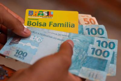 Bolsa Famlia chega a 1,6 milho de beneficirios em Minas, a partir de hoje