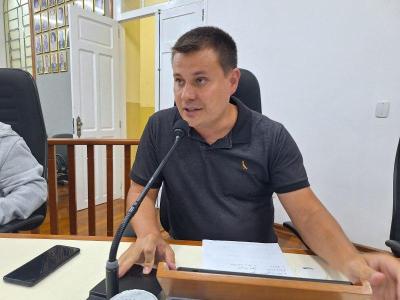 Vereador Gustavo Vinícius apresenta denúncia sobre possível quebra de decoro parlamentar