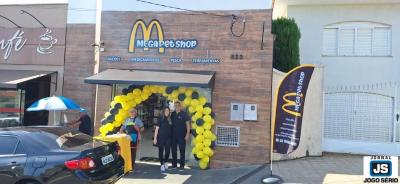 Caio e Bruna inauguram seu Mega Pet Shop em Guaxup