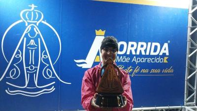 Dara Oliveira, de Guaxup,  a 3 melhor competidora da 