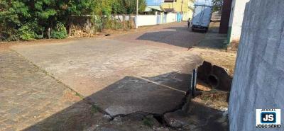 Moradores da Rua Pio Damio pedem melhor estrutura em trecho sobre ponte