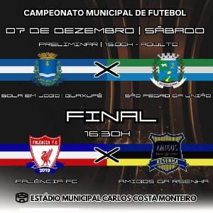 Amigos da Resenha e Falncia FC na final do Campeonato Municipal de Futebol em Guaxup