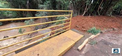 Prefeitura de Guaxup inicia obras emergenciais em ponte atingida pela ao das chuvas