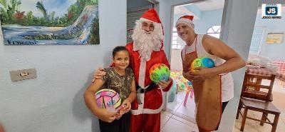 Refeio comunitria do Grupo Esprita Obreiros do Senhor hoje com evangelizao, almoo especial, presentes e at 