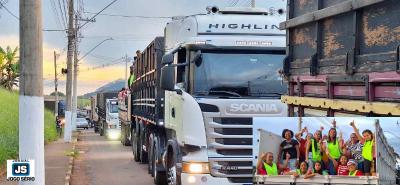 Carreata da Paz colore Guaxup com bolas, balas e muito acolhimento
