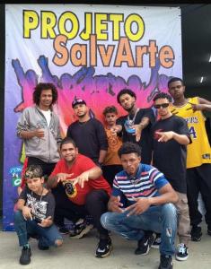 Grupo Famlia de Rua oferta aulas gratuitas de hip-hop, break e outras artes 