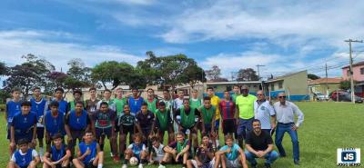 Primeiras melhorias no campo do Planalto j so visveis  comunidade 