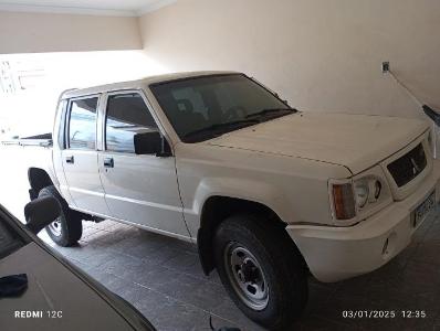 ATENO para venda de caminhonete Mitsubishi em Guaxup 