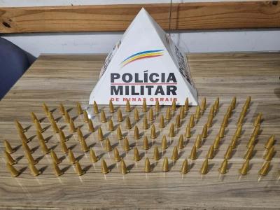 PMs apreendem cerca de cem papelotes de cocana em ao preventiva no Sul de Minas 