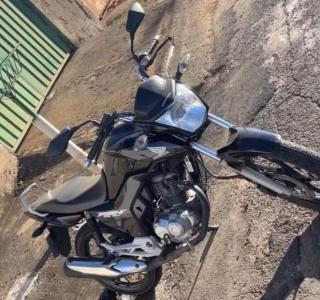 Guaxupeana pede ajuda para recuperar sua motocicleta furtada 