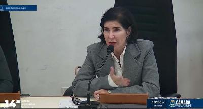 Dra. Nelzina mostra projeto de ampliao do Pronto Socorro e pede unio legislativa em torno da captao de recursos para as obras
