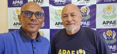 Presidente da Apae de Guaxup informa a necessidade de um nibus  entidade