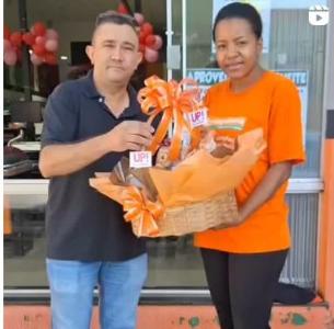 Cliente da UP MOBILIDADE URBANA fatura cesta especial em sorteio pelo 
