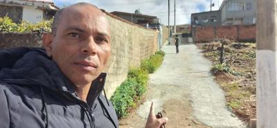 Governo atende reivindicao do vereador Carlo por melhorias  viela no Jardim Rosana