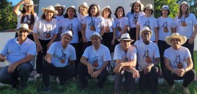 Grupo de Violeiros Muzambinho e Guaxup tocar no Santurio de Santa Rita de Cssia