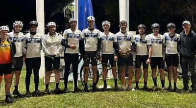 Membros da equipe Urutu Team partiram de Guaxup com destino  Baslica de Aparecida