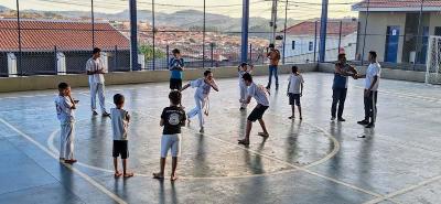 Projeto Exrcito do Bem mantm suas atividades gratuitas de capoeira em Guaxup