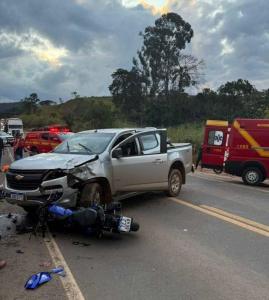 Motociclista fica gravemente ferido em coliso com caminhonete na rodovia de Guaxup