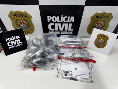 Polcia Civil apreende droga e prende jovem por trfico no bairro So Judas, em Guaxup