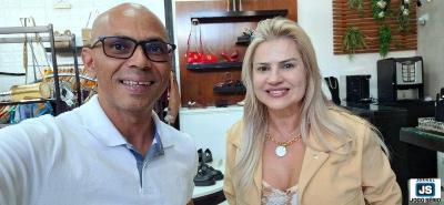 Boutique PURA EMOO: H trinta e um anos brilhando em Guaxup e regio 