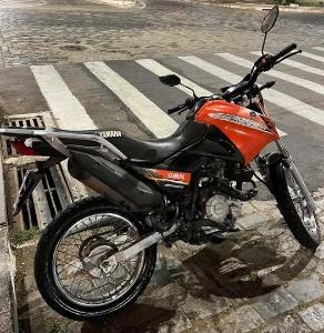 Famlia que teve moto furtada em Guaxup pede ajuda para recuperar o veculo