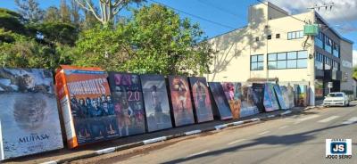 Cine 14 Bis presenteia fs do cinema com display