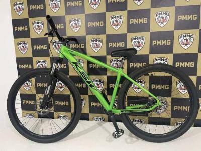 PMs prendem autor de furto de bicicleta e receptador em Guaxup 