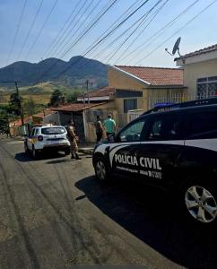 Polcia Civil de Andradas prende homem em flagrante por ameaa contra ex-companheira