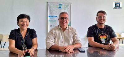 Dr. Renato Gouva d um intervalo  vida pblica profissional para se dedicar exclusivamente aos negcios particulares 