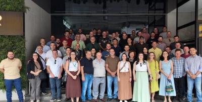 Cooperados da Cooxup participam de atividade do programa 