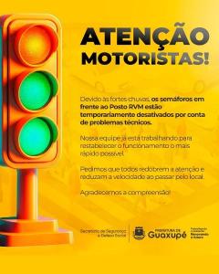 Semforos prximos ao Posto RVM ficam temporariamente desativados aps fortes chuvas