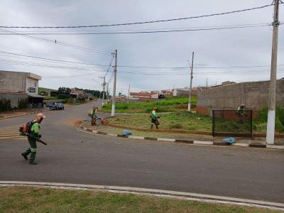 Prefeito Jarbinhas determina a realiza��o de for�a-tarefa no Residencial Fazenda Planalto