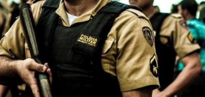 Auxiliar de servi�os gerais denuncia o furto de sua caminhonete em Guaxup�